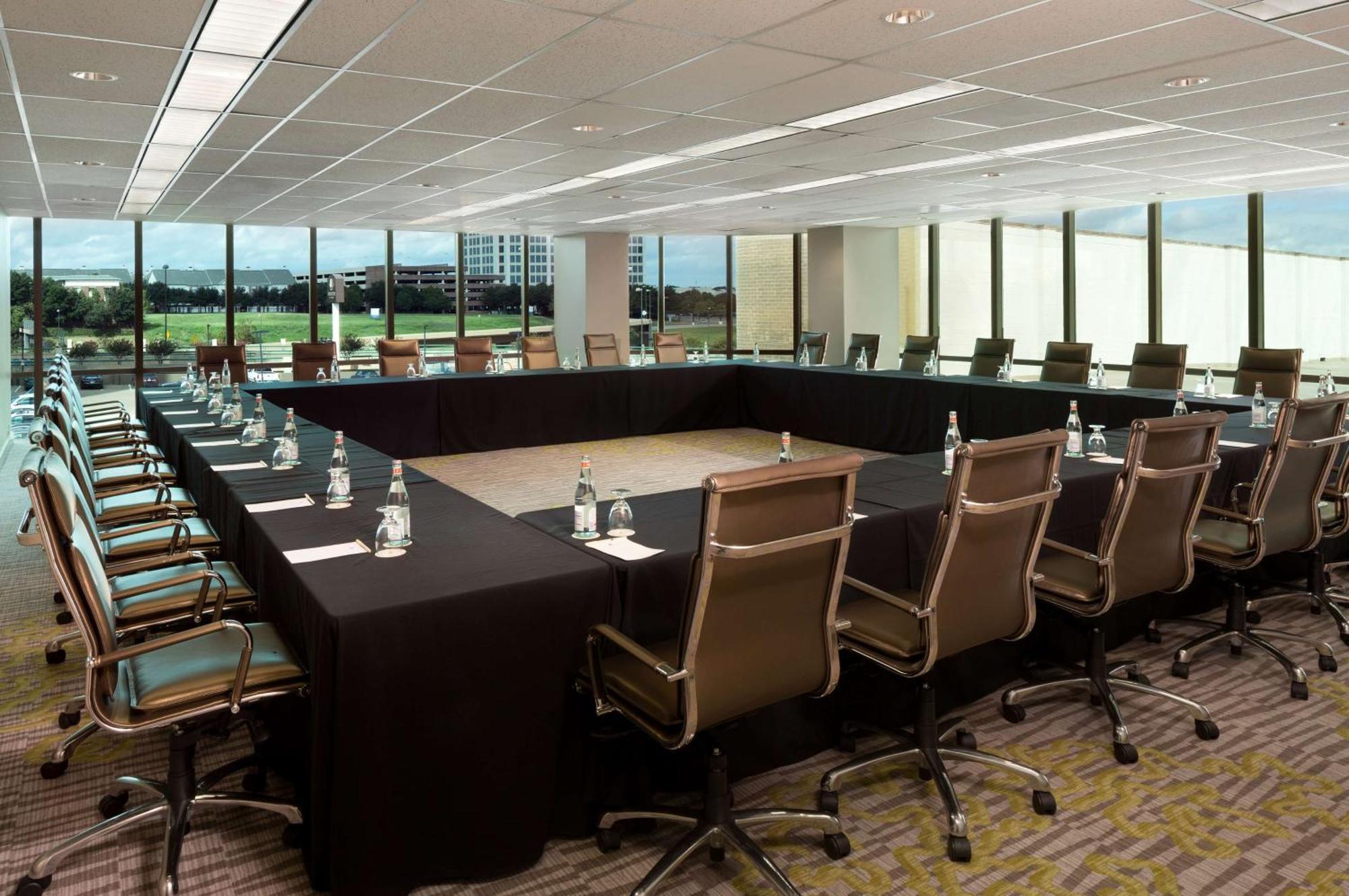 Doubletree By Hilton Hotel Dallas Campbell Centre Buitenkant foto