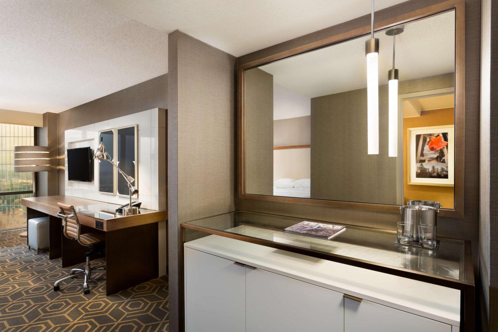 Doubletree By Hilton Hotel Dallas Campbell Centre Buitenkant foto