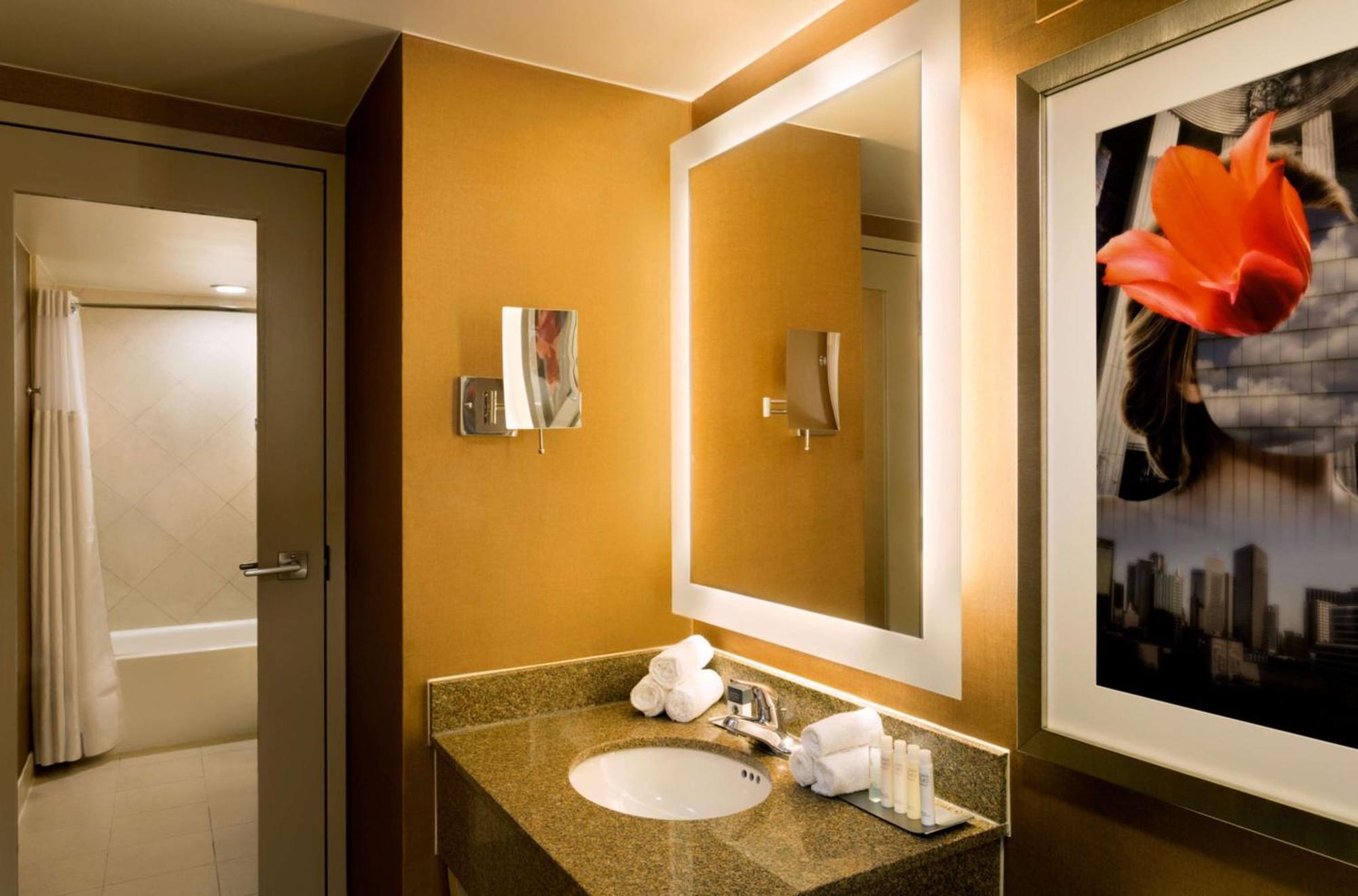 Doubletree By Hilton Hotel Dallas Campbell Centre Buitenkant foto